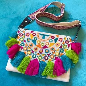 NEW gorgeous boho purse w. removable strap
